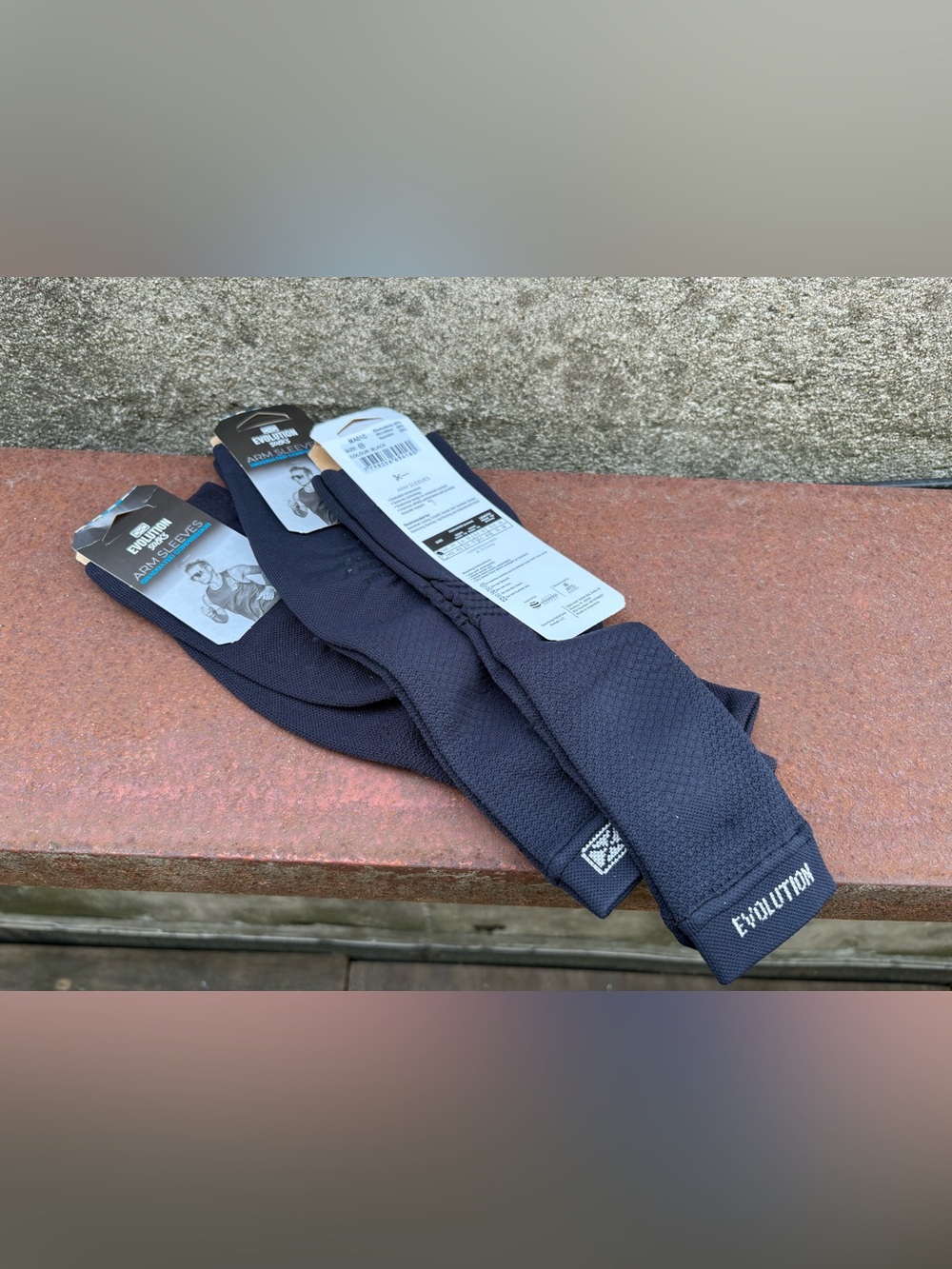Short Arm Sleeve Basketball Running Sport Compression M Protective Gear